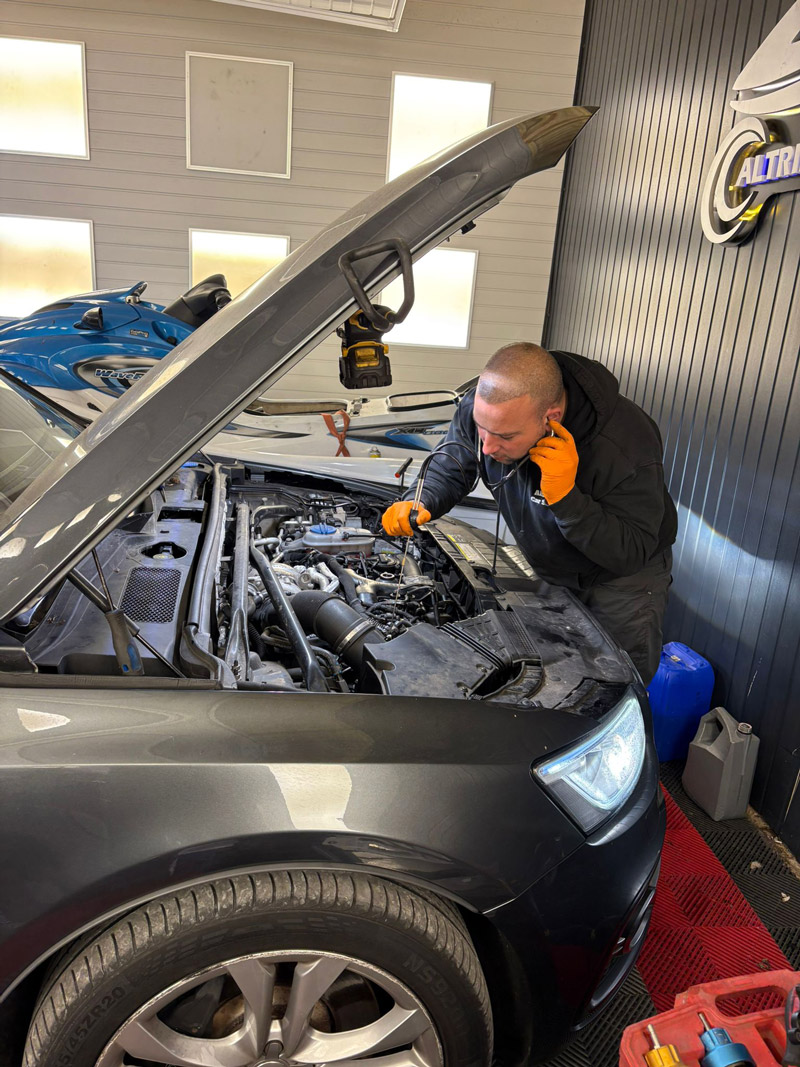 AMH Vehicle Repair in Altrincham